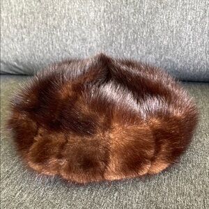 Lora real mink pillow box hat vintage